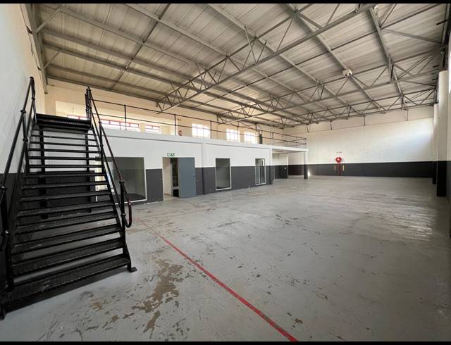 529M² WAREHOUSE TO LET IN STRIJDOMPARK